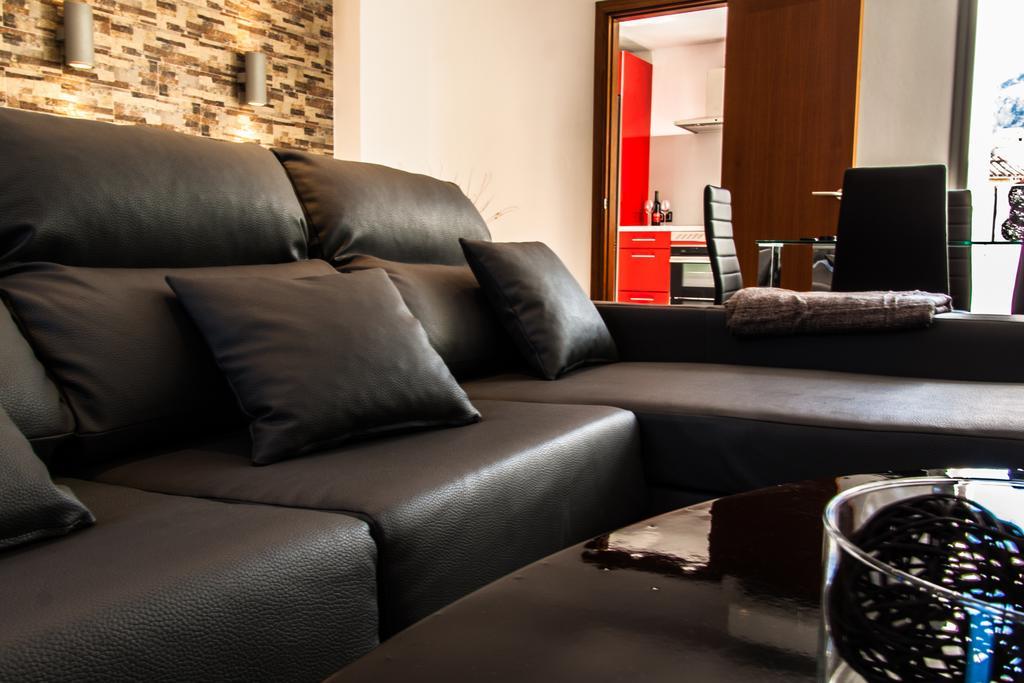 Townhouse Calvari By Homevillas360 بويينسا الغرفة الصورة