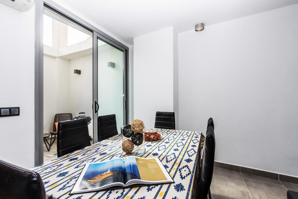 Townhouse Calvari By Homevillas360 بويينسا المظهر الخارجي الصورة