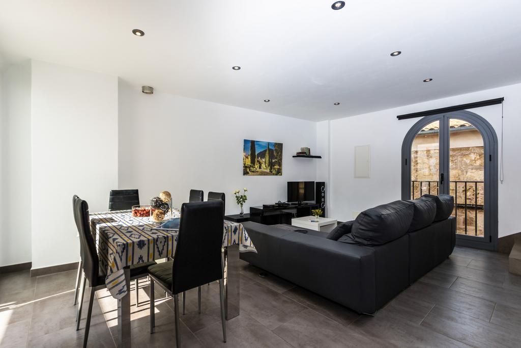 Townhouse Calvari By Homevillas360 بويينسا المظهر الخارجي الصورة